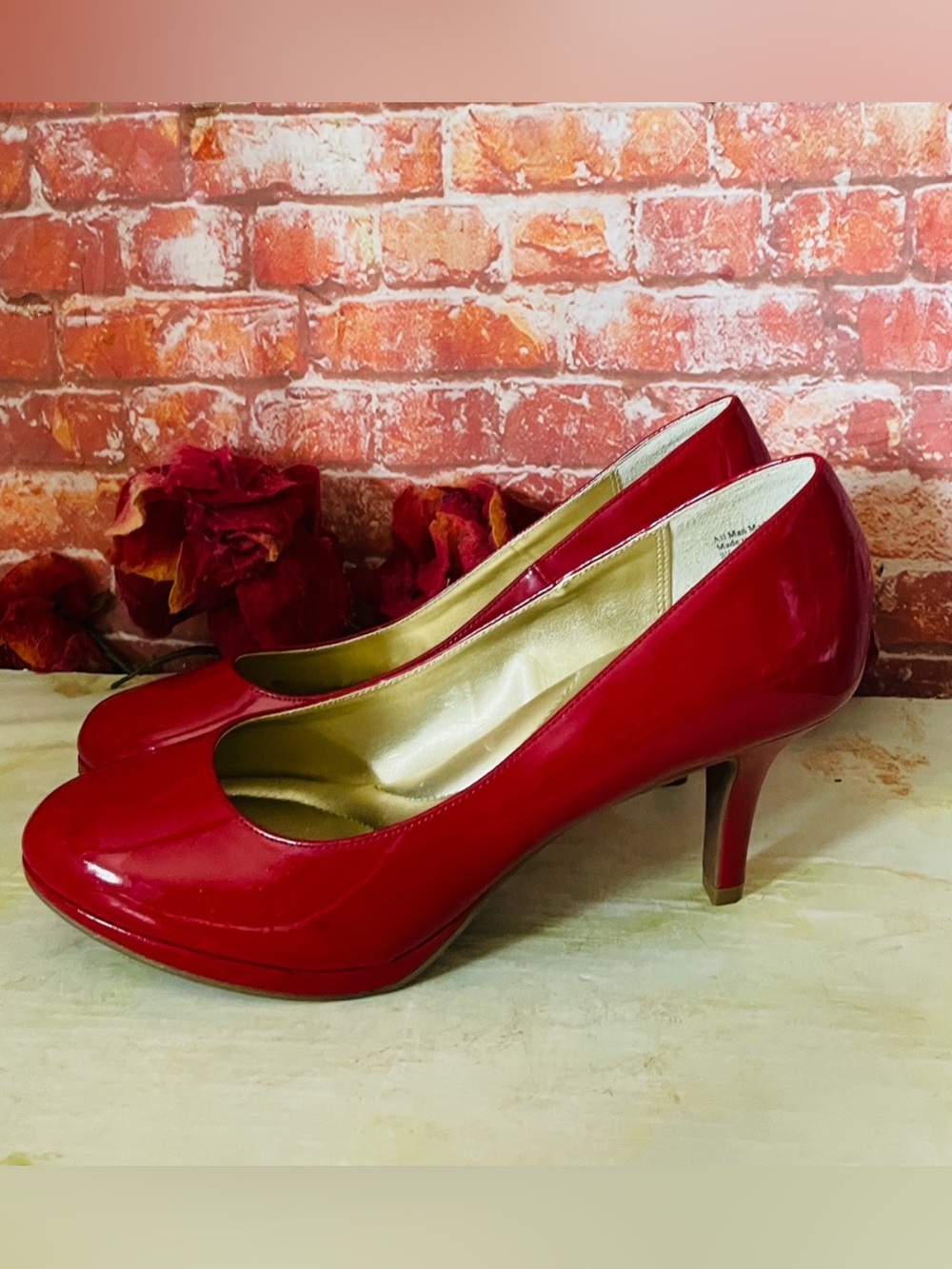 Kelly & Katie Red Patent Leather Round Toe Mid-Heel Pumps